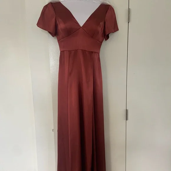 DAVID'S BRIDAL Charmeuse flutter-sleeve a-line bridesmaid dress